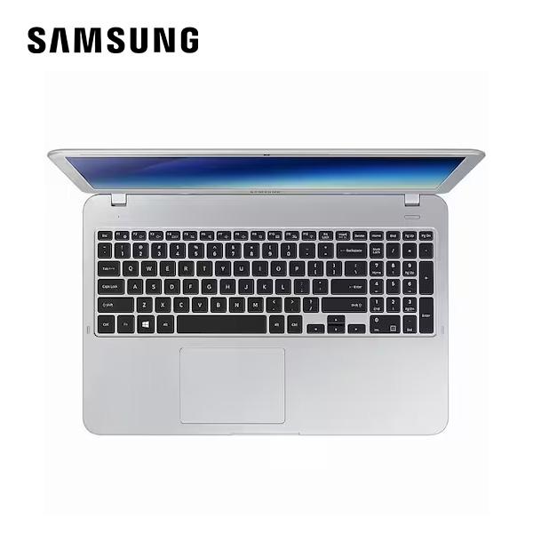 8세대 삼성노트북5 Metal NT551XAA